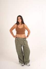 Her' olive flow pants